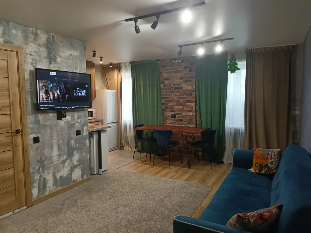 Отличная квартира возле жд вокзала и авиацентра