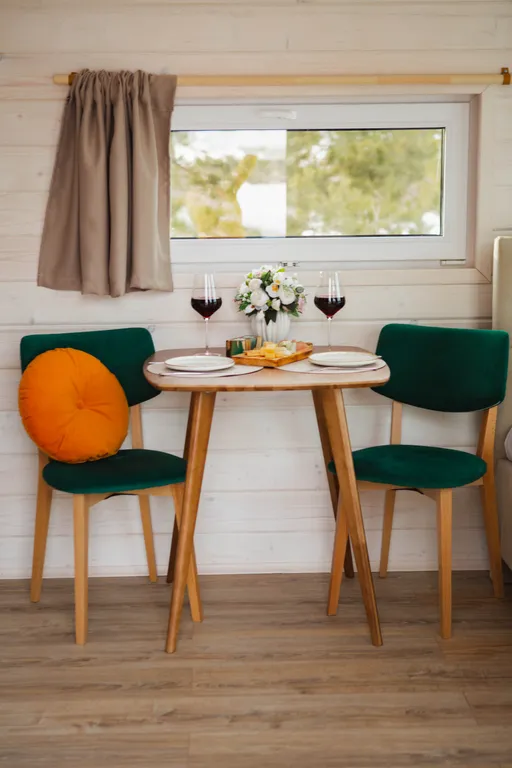 Домик в соснах