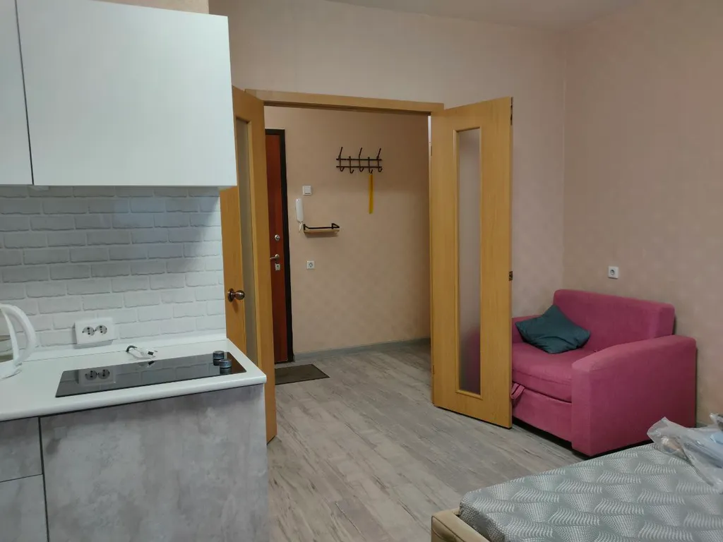 Квартира Квартира Уютная студия возле ТЦ Покровский — Красноярск