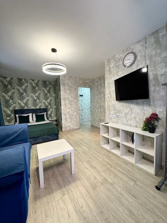 Уютная чистая квартира в центре города — аренда посуточно в Кызыл