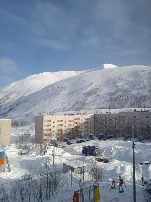 Двушка у склона