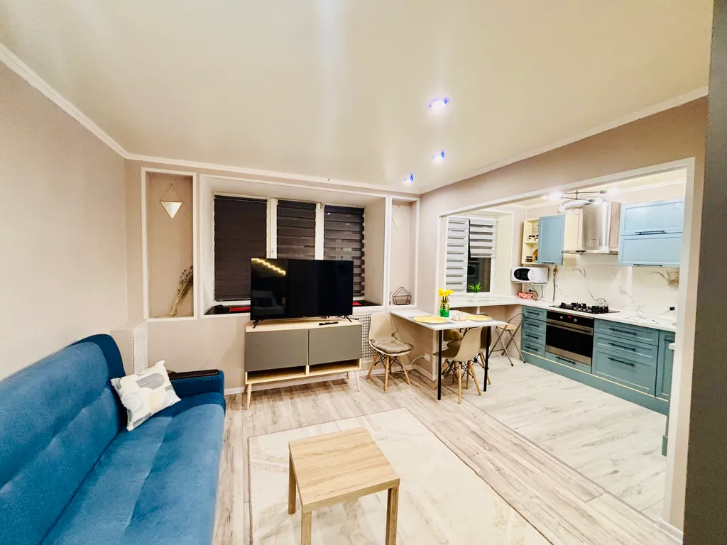 Квартира Уютная и светлая студия в центре — Курск