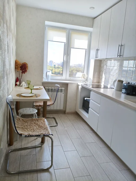 Апартаменты в центре с видом на Иртыш