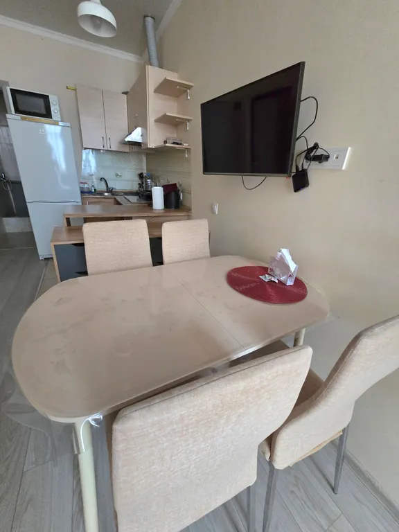 Студия с видом на море