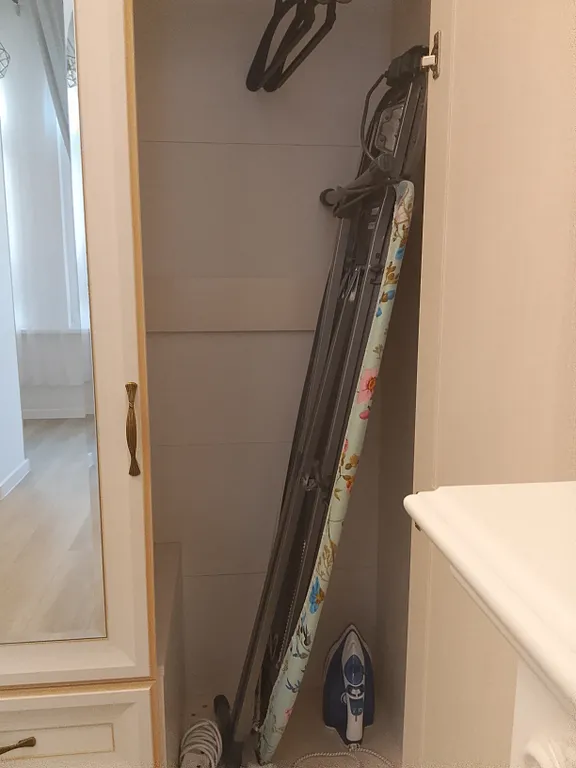 2-х комнатная квартира в центре Сухума