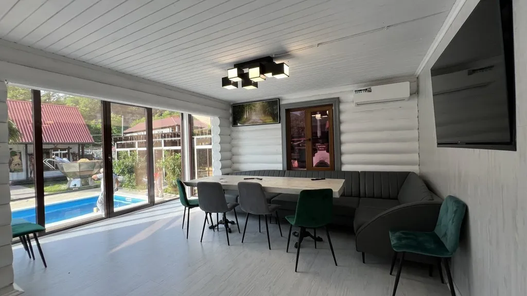 Коттедж Дoм c бacceйном — Солохаул