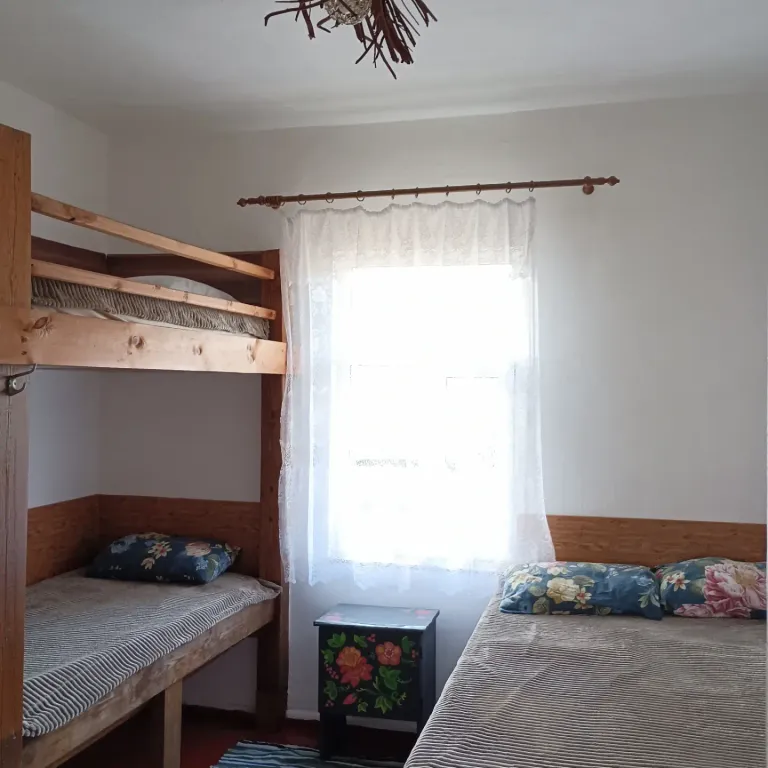 Уютный деревенский домик в сердце гор