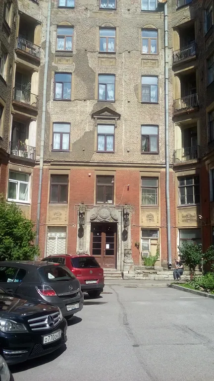 Квартира Двухуровневая дизайнерская квартира-студия в центре — Санкт-Петербург