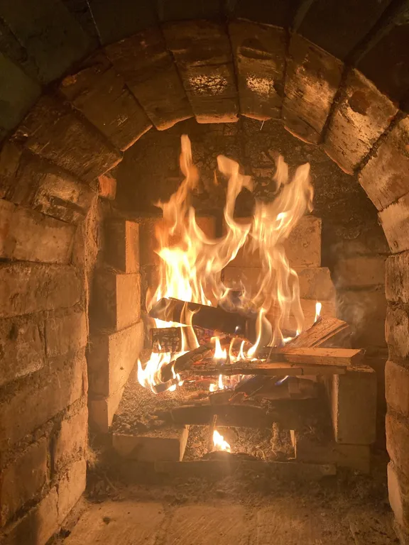 Дом с камином со столетней историей: город и море удобная развязка