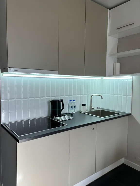 Апартамент-студия с дизайнерским ремонтом