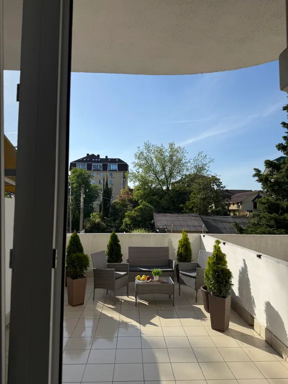 Квартира Квартира Студия с террасой, новый ремонт, 7 минут до моря — Сириус