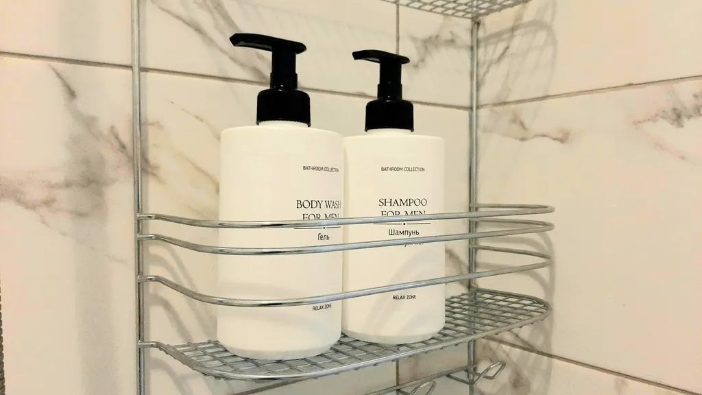 Уютная квартира с китами