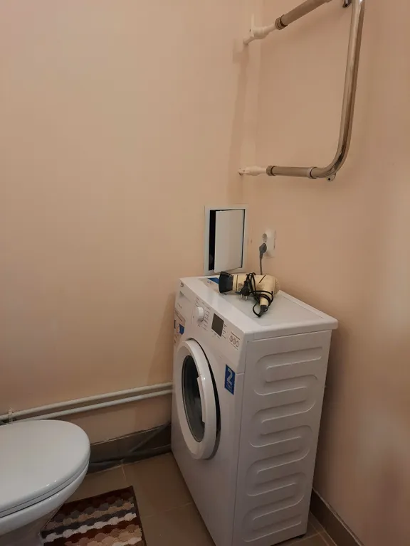 Рядом ТЦ Оазис Плаза, Окружная больница, Смотровая поликлиника