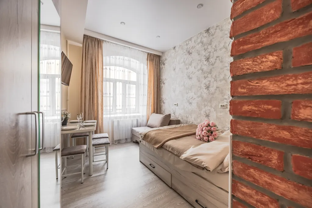 Квартира Квартира Трехместная студия на набережной канала Грибоедоева — Санкт-Петербург