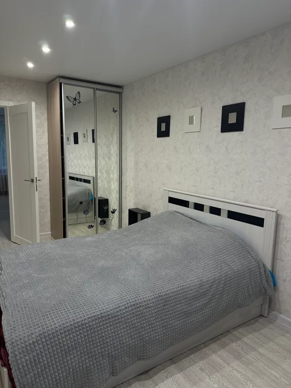 Двухкомнатная квартира с новым ремонтом, рядом с въездом в город — аренда посуточно в Набережные Челны