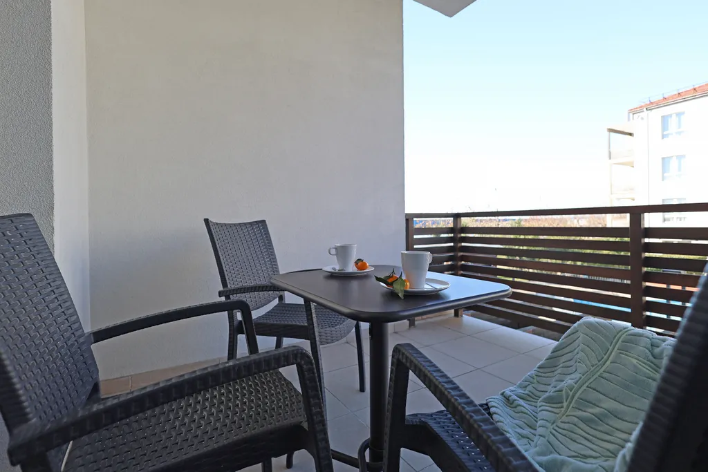 Квартира с 1-й спальней Porto2