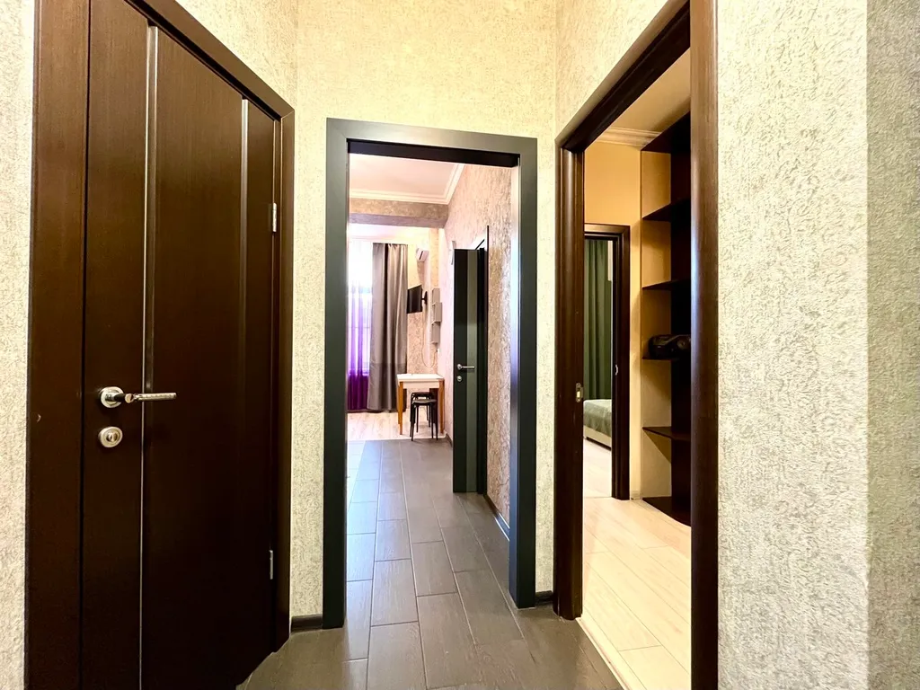 Современная 2-комнатная квартира для 1-4 гостей с кондиционером