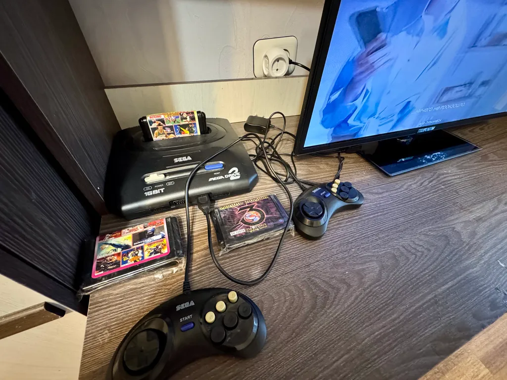 1 комнатная квартира, выход в лесо-парк рядом больница имени Середавина