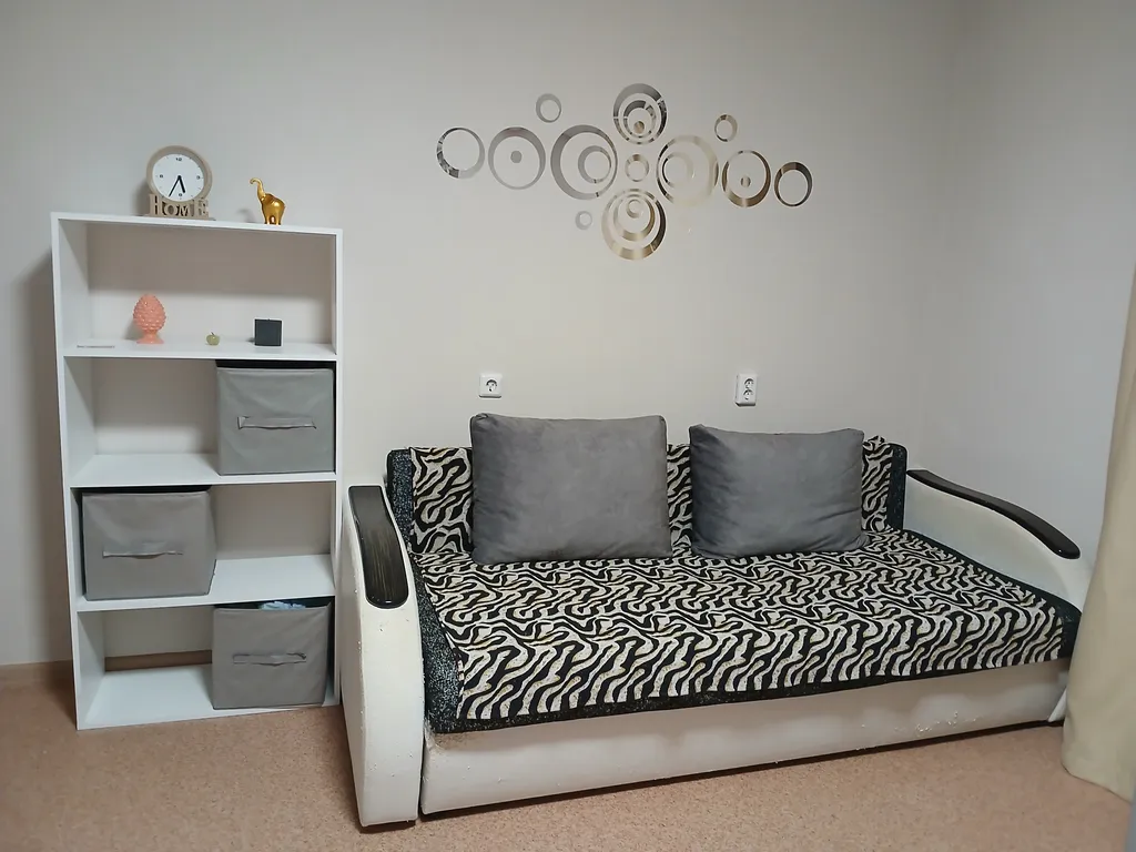 Уютная квартира-студия, с косметическим ремонтом в новом доме