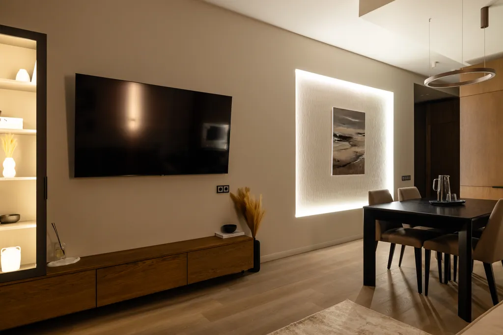 АПАРТАМЕНТЫ ТРЕХКОМНАТНЫЕ 'ФЭМИЛИ СИТИ ФЛЭТПОРТ', для 6 гостей