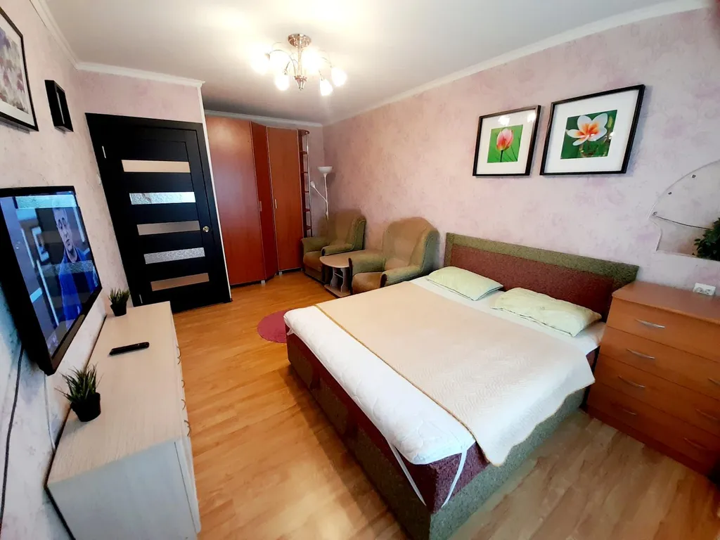 1-комнатная квартира с красивым видом на залив и горы