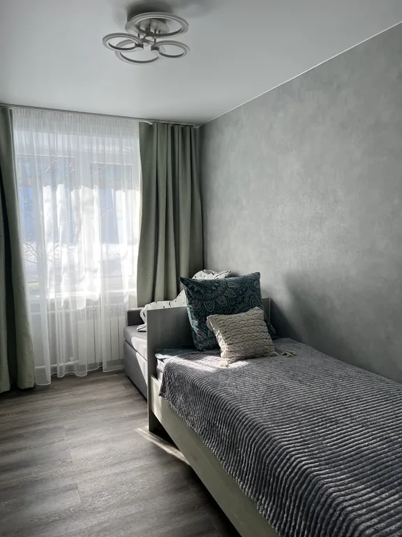 Солнечная 2 комнатная квартира в лучшем районе города