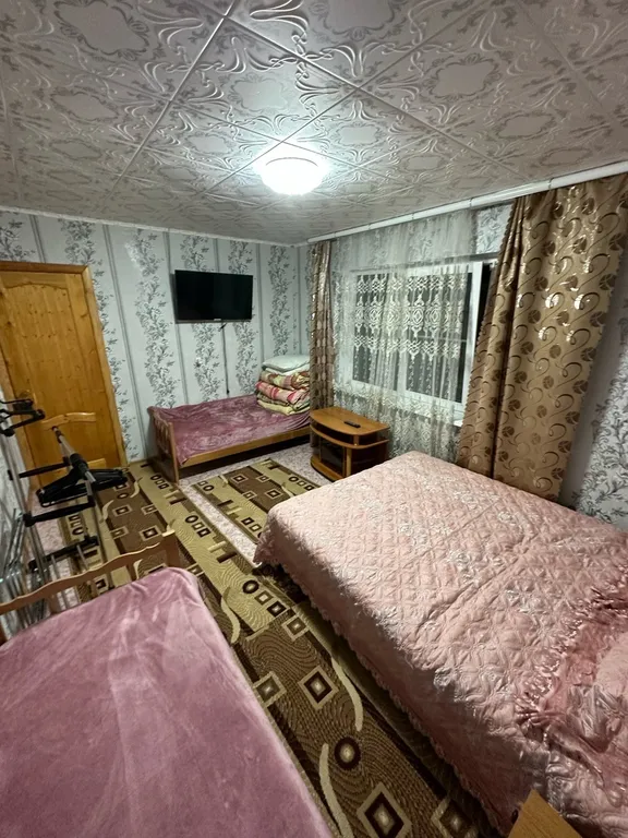 Четырёхместный номер с видом на горы