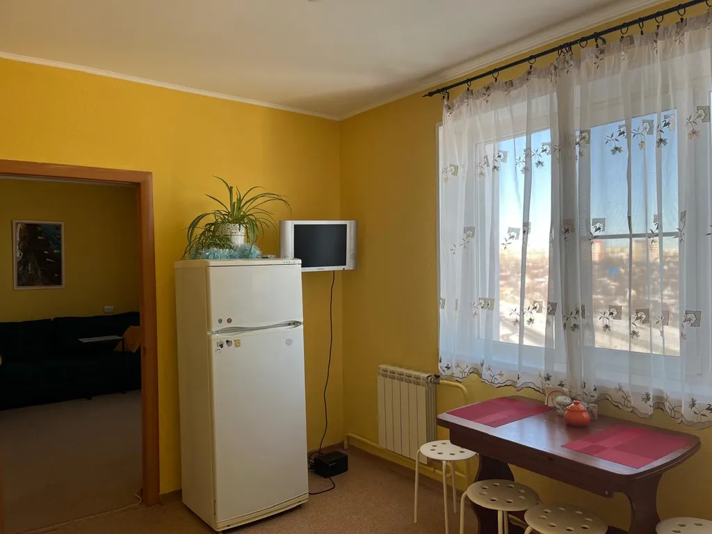 Сдается уютная однокомнатная квартира на последнем (11-м) этаже