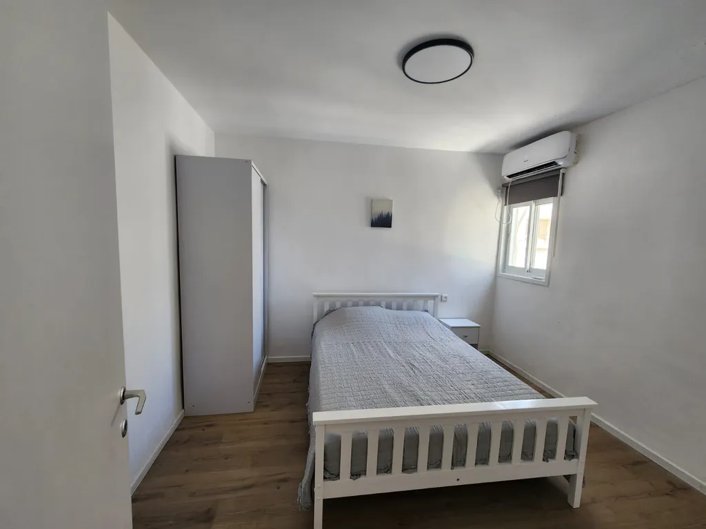 Комфортная трёхкомнатная квартира с видом на море на Анавиим