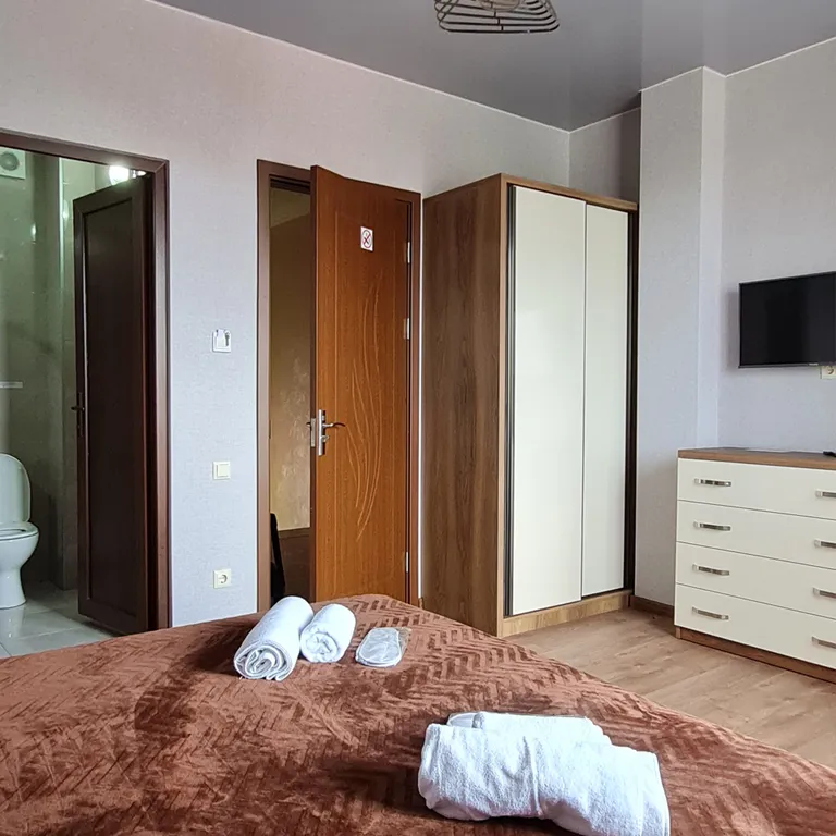 Студия в Гонио с видом на сад и горы, 10 минут до моря