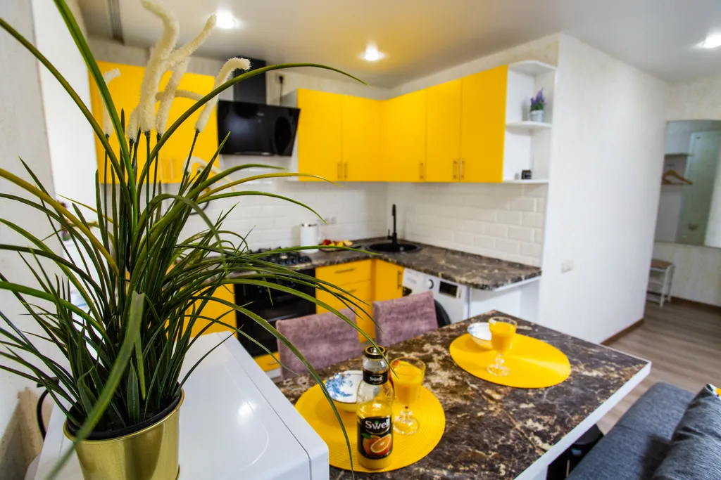 Солнечная 1-комнатная квартира