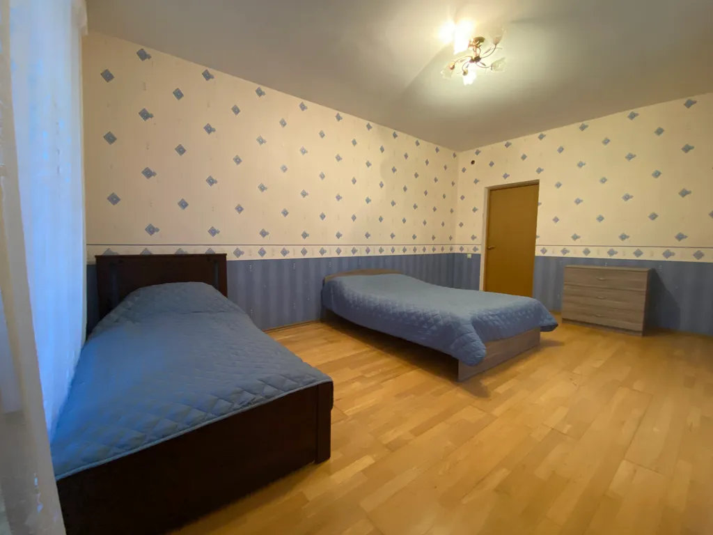 6-комнатный Дом