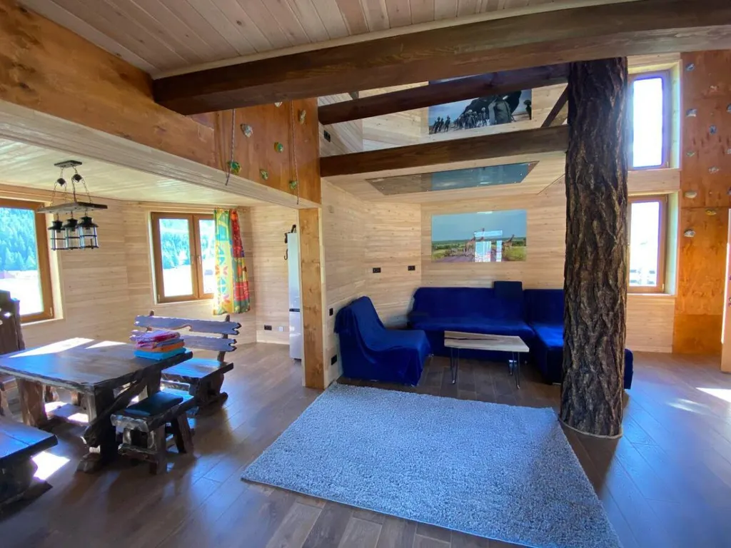 Африка - яркий коттедж для 2-3 семей