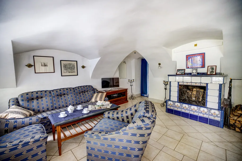 Старинный дом купцов Храниловых