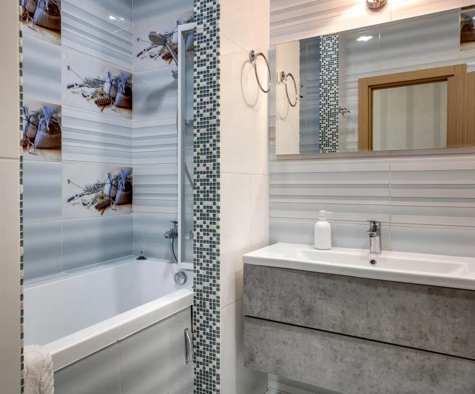 Современная 3-комнатная квартира с видом на море № 74