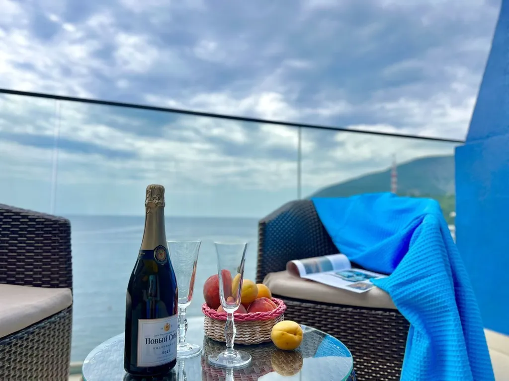 Уютная студия с шикарным видом на море