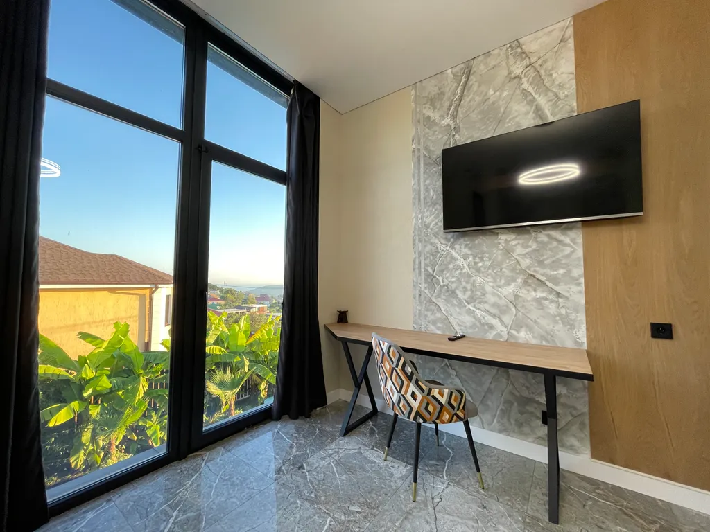 Вдали от суеты с закатом наедине