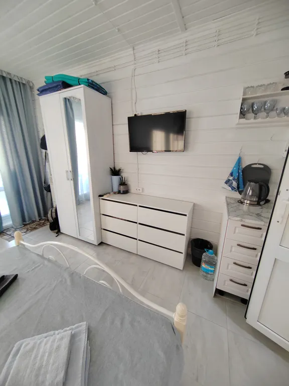 Уютное жильё со свежим ремонтом рядом с морем