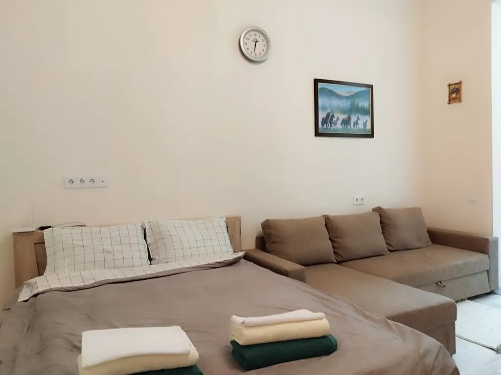 Квартира Светлая и современная квартира в 5 минутах от моря — Сухум