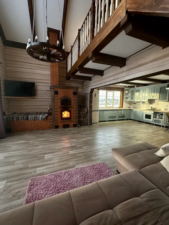 Уютный Дом на горе со вторым светом