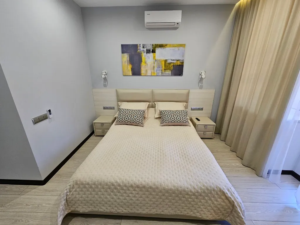 Уютная студия на берегу озера якты -куль (банное) в жк Родина