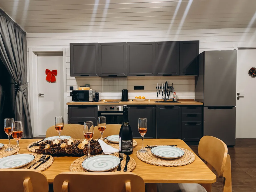 Дизайнерский дом с гриль-мангалом, сауной и большой террасой