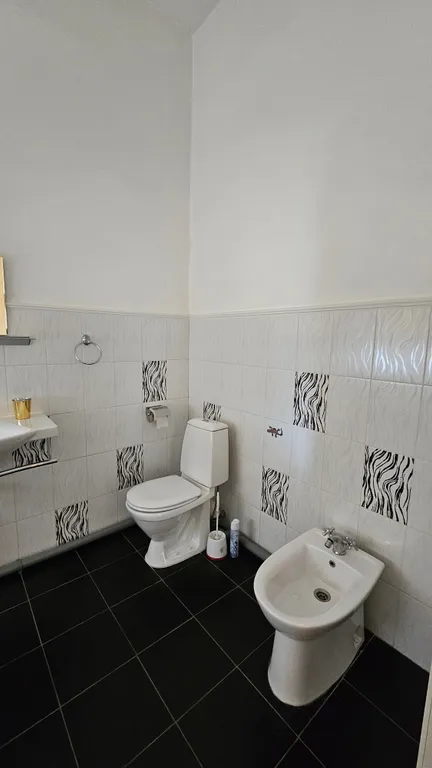 Квартира Трёхкомнатная квартира с видом на Канал, 3 минуты от Казанского Собора — Санкт-Петербург