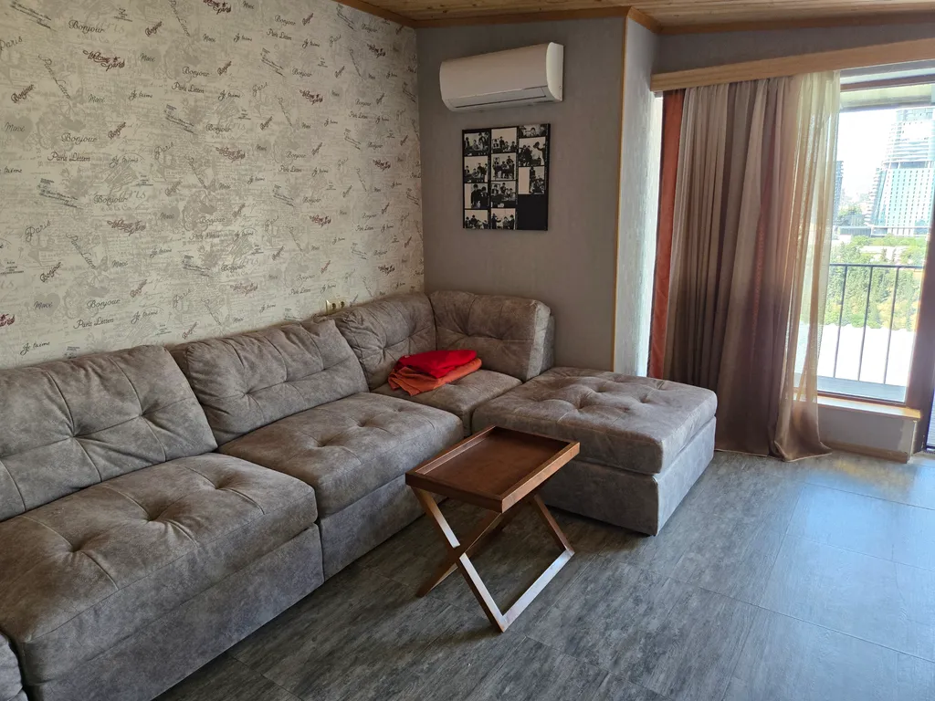 Квартира Апартаменты с балконом, с видом на город — аренда посуточно в Тбилиси