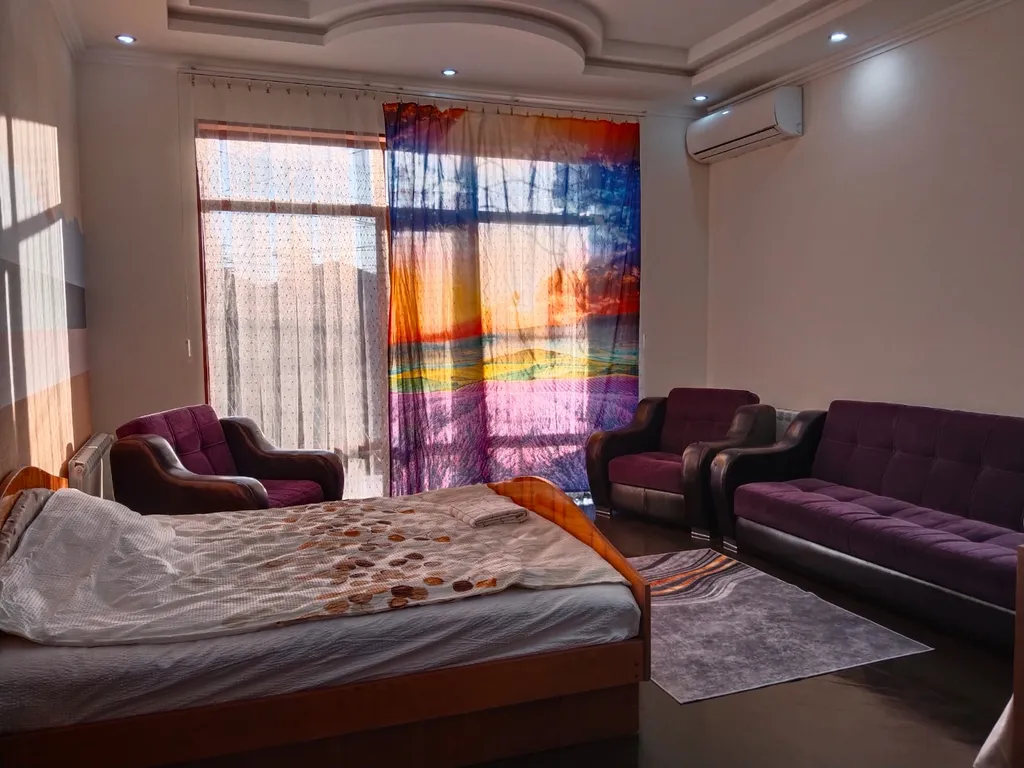 Большой семейный номер с балконом