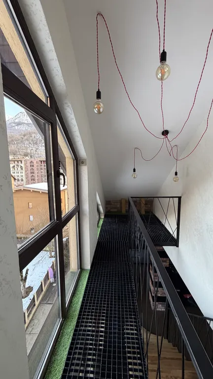 Уютная двухуровневая квартира в самом центре горнолыжного курорта