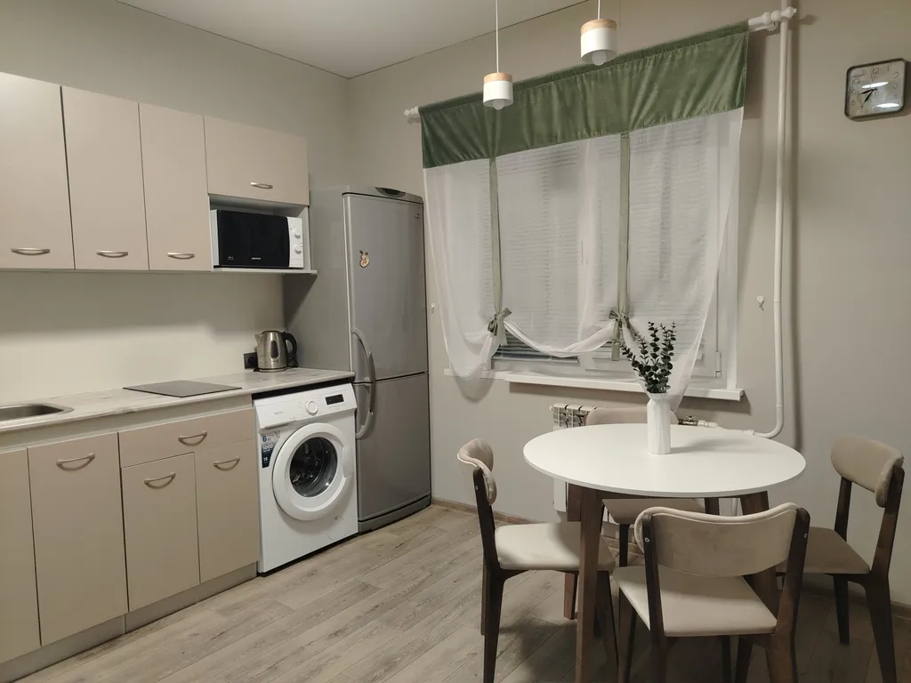 Вереск, 3 минуты - и вы у подъёмника!