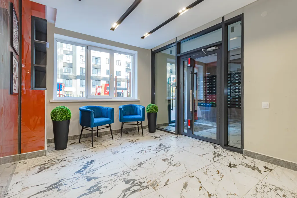 Квартира в Коркем 4, Триумфальная арка