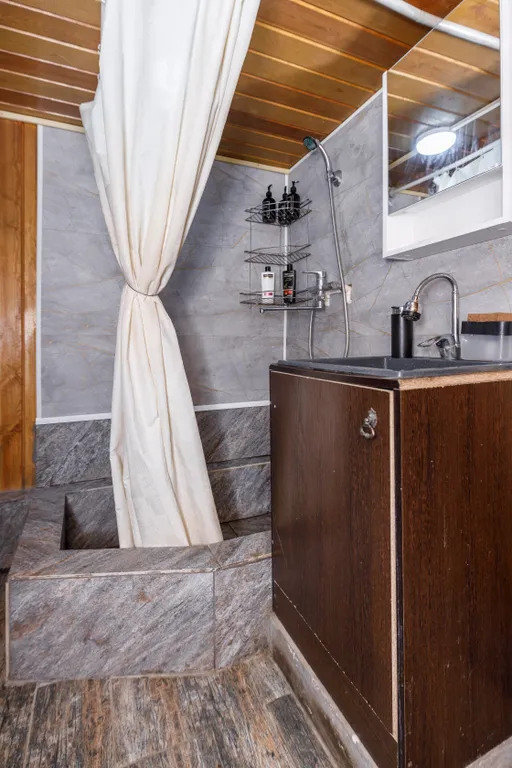 Дом-баня, 59 км Байкальского тракта