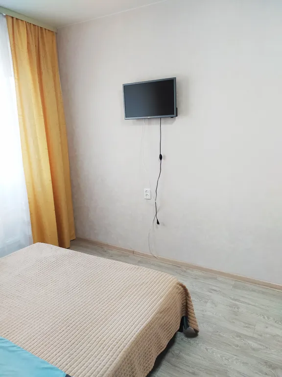 Уютная квартира (15 минут до центра на автобусе)